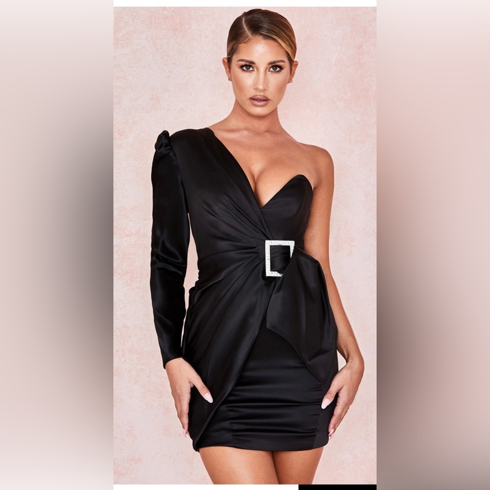 House of cb chiara black size medium